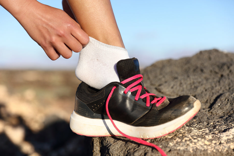 What Are the Best Athletic Socks for Women? | Fitsok